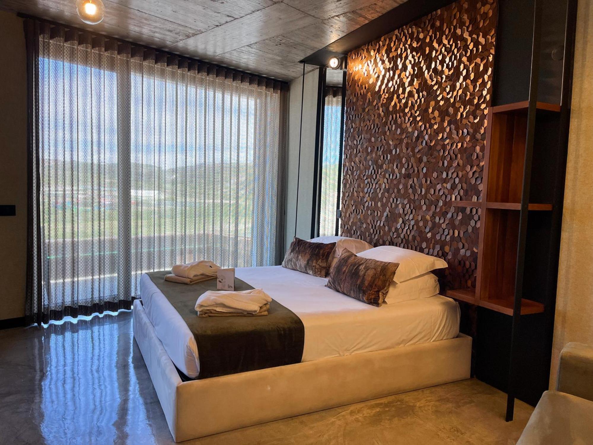 Well Hotel & Spa มาเซรา ภายนอก รูปภาพ